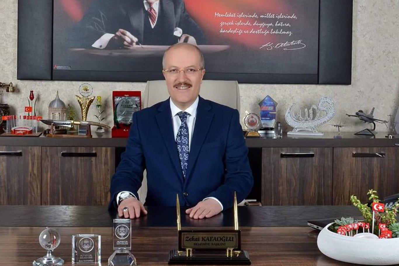 Balıkesir Büyükşehir Belediye Başkanlığına Zekai Kafaoğlu seçildi Balıkesir Büyükşehir Belediye Başkanlığına Zekai Kafaoğlu seçildi